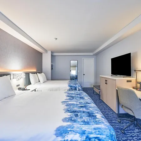 All Seasons Inn & Suites